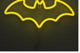 02-luz-led-neon-pared-batman.jpg