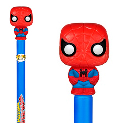 Divertido Bolígrafo Funko Pop de Spider-Man basado en el comic de Marvel, este precioso bolígrafo tiene una miniatura de tu personaje favorito en la parte superior de un tamaño aproximado de 2 cm. 