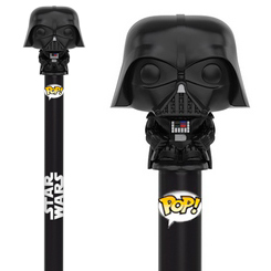 Espectacular Bolígrafo Funko Pop de Darth Vader basado en la saga de Star Wars, este precioso bolígrafo tiene una miniatura de tu personaje favorito en la parte superior de un tamaño aproximado de 2 cm. 