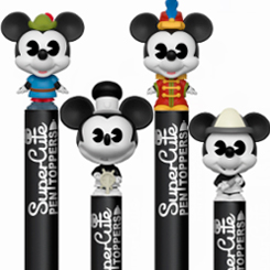 Precioso Set de 4 Bolígrafos Mickey's 90th Anniversary Funko Pop de los distintos personajes en los que hemos podido ver a Mickey Mouse basado en el popular personaje de la factoría Disney.