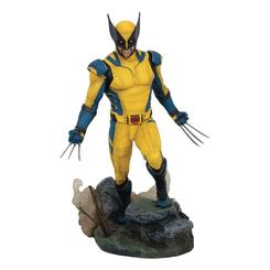 Con sus garras extendidas y su máscara icónica, Wolverine irrumpe en escena con una presencia imponente en esta estatua de PVC de la línea Gallery Diorama. Inspirada en su aparición en Deadpool & Wolverine 