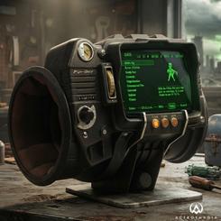 El Pip-Boy cobra cuerpo fuera del Yermo con una presencia que parece recién salida del Refugio. Esta réplica Pip-Boy 3000 Fallout a escala 1:1 recrea el dispositivo visto en Fallout 3 y Fallout: New Vegas