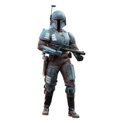 La figura Death Watch Mandalorian 30 cm aparece como una armadura rescatada del fragor de Aq Vetina, sobria, azulada y cargada de intención. Esta figura Death Watch Mandalorian 30 cm destaca por una presencia limpia y militar
