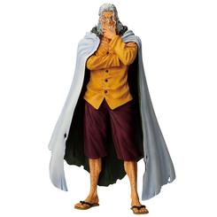 Sabiduría pirata con presencia de leyenda: Ichibansho Silvers Rayleigh – Beyond The Trials (Banpresto) captura al “Rey Oscuro” con gesto sereno, capa al viento y postura de maestro, marcada por pliegues realistas