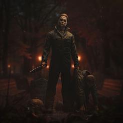 Lleva el terror a otro nivel con la estatua Michael Myers de la línea Halloween Deluxe Art Scale 1/10 de Iron Studios. Con una altura de 21 cm, esta figura captura perfectamente al emblemático asesino en serie de la saga Halloween