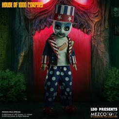 Muñeco LDD Presents de Captain Spaulding, inspirado en House of 1000 Corpses. Mide 25,4 cm, cuenta con 5 puntos de articulación y se presenta en una caja con ventana troquelada.