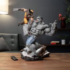 La épica batalla entre el Grey Hulk y Wolverine cobra vida en esta impresionante estatua maquette de Marvel, ideal para los apasionados del cómic. Con una altura de 47 cm, un ancho de 28 cm y una profundidad de 23 cm