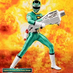 ¡Activa el Turbo con la figura del Green Turbo Power Ranger de la colección FigZero Power Rangers Turbo! Inspirada en la quinta temporada de la serie, esta impresionante figura de 30 cm