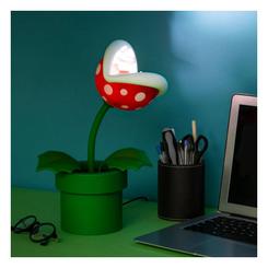 Luz LED de planta de piranha; esta divertida lámpara será una adición genial a cualquier fan de Super Mario. Puedes colocar la cabeza flexible para brillar la luz LED blanca brillante