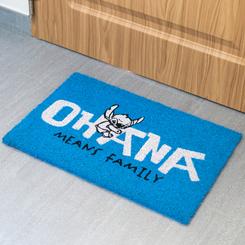 Precioso felpudo Ohana Means Family basado en la película de Lilo y Stitch, ideal como felpudo de bienvenida. Medidas aproximadas de 40 cm. x 60 cm.,  realizado en fibra de coco. 