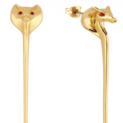 Pendientes del Bastón de Jafar basado en el clásico Aladdin de Disney.  Estos preciosos pendientes están realizados en titanio con un plateado de Oro Amarillo 14k con un acabado de alto brillo y cristales Swarovski®,