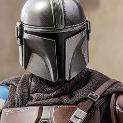 Figura Edición Limitada Movie Masterpiece The Mandalorian por la firma Hot Toys para Star Wars, la figura con más de 30 puntos de articulación hace casi posible cualquier posición.