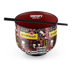 ¡La combinación perfecta para disfrutar de un delicioso ramen! Presentamos nuestra taza de ramen cerámica con palillos, con un diámetro de 16 cm y una altura de 12.5 cm. Con una capacidad de 1400 ml,