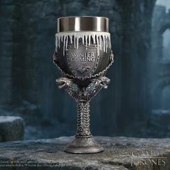 Espectacular Copa de Winter is Coming  de la serie de HBO Juego de Tronos. Esta preciosa obra de arte está realizada en acero inoxidable y resina con una altura aproximada de 17,5 cm.