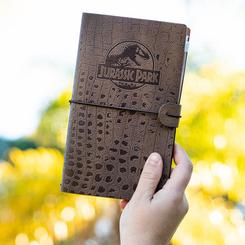 Atrévete a emprender un viaje épico con el Cuaderno de Viaje Jurassic Park.

Este cuaderno es el compañero perfecto para todos los aventureros y amantes de la icónica saga Jurassic Park. 