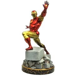 Iron Man Classic resurge en una imponente estatua de 35 cm que captura la esencia heroica de Tony Stark en su icónica armadura roja y dorada. Cada centímetro de esta pieza realizada en poliresina 