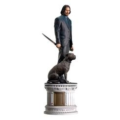 La figura definitiva del implacable asesino John Wick cobra vida en esta impresionante estatua Milestones en escala 1/6. Con una altura de 43 cm, John Wick se erige sobre una base de pilar