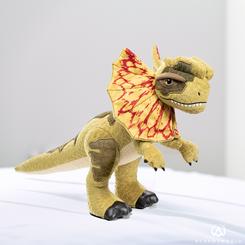 Añade a tu colección un icono del cine con el peluche Dilophoasaurus Rex de "Jurassic Park". Este adorable y detallado peluche de alta calidad, con una altura de 25 cm, está confeccionado en 100% poliéster,