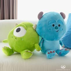 Los mejores amigos siempre están mejor juntos, y Mike y Sulley de "Monstruos, S.A." no son la excepción. Este adorable set de peluches magnéticos de Disney y Pixar representa a los inseparables compañeros 