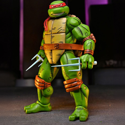 Enriquece tu colección con la figura articulada de Raphael, inspirada en los cómics de Mirage de las Tortugas Ninja. Con una altura aproximada de 18 cm, esta figura refleja fielmente el carácter rudo 