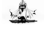 01-Batman-PX-Estatua-PVC-18-SDCC-2024-Batman-Black--White-Version-27-cm.jpg