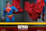 21-Batman-The-Dark-Knight-Returns-Figura-Comic-Masterpiece-16-Superman-34-cm.jpg