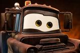 02-cars-estatua-110-art-scale-tow-mater-17-cm.jpg