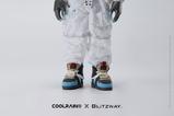01-Coolrain-Figura-Blue-Labo-Series-16-Astromax-White-Version-32-cm.jpg