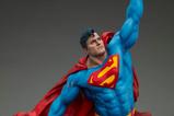 19-DC-Comics-Estatua-Premium-Format-Superman-84-cm.jpg