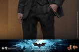 09-Diorama-Movie-Masterpiece-Batman-Armory-y-Bruce-Wayne.jpg