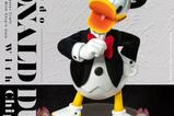 06-Disney-100th-Estatua-Master-Craft-Tuxedo-Donald-Duck-Chipn-und-Dale-40-cm.jpg