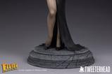 05-Elvira-Mistress-of-the-Dark-Estatua-14-Elvira-48-cm.jpg