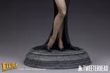 10-Elvira-Mistress-of-the-Dark-Estatua-14-Elvira-48-cm.jpg
