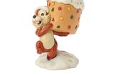 05-Figura de Chip y Dale robando pastel de frutas.jpg