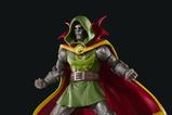 02-figura-emperor-doom-marvel-legends-series.jpg