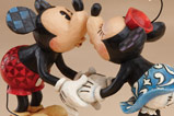 02-figura-Mickey-Mouse-y-minnie-mouse-besito.jpg