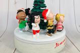 06-figura-musical-snoopy-y-amigos-en-navidad.jpg