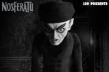 02-figura-nosferatu-1922-living-dead-dolls.jpg