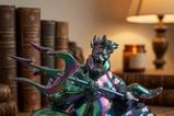 01-Figura-Ursula-Metallic-Showcase.jpg