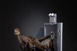 03-Jurassic-Park-Estatua-110-Art-Scale-Raptors-at-the-Kitchens-Door-28-cm.jpg