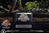 14-Jurassic-Park-III-Estatua-Legacy-Museum-Collection-16-Velociraptor-Female-44-.jpg