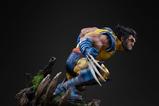 09-Marvel-Estatua-Legacy-Replica-14-Wolverine-38-cm.jpg