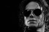 22-michael-jackson-estatua-black-label-14-michael-jackson-57-cm.jpg