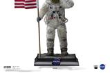01-NASA-Estatua-14-Legacy-Replica-Apollo-11-Astronaut-58-cm.jpg