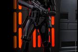 05-Star-Wars-Figura-Movie-Masterpiece-16-Shadow-Trooper-with-Death-Star-Environm.jpg