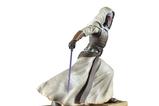 02-Star-Wars-Knights-of-the-Old-Republic-Gallery-Estatua-Jedi-Knight-Revan-25-cm.jpg