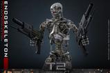 06-Terminator-2-el-juicio-final-Figura-Movie-Masterpiece-16-Endoesqueleto-Batt.jpg