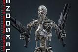 16-Terminator-2-el-juicio-final-Figura-Movie-Masterpiece-16-Endoesqueleto-Batt.jpg