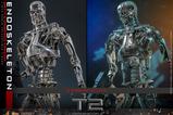 18-Terminator-2-el-juicio-final-Figura-Movie-Masterpiece-16-Endoesqueleto-Batt.jpg