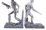 06-terminator-2-sujetalibros-t1000-vs-t800-19-cm.jpg